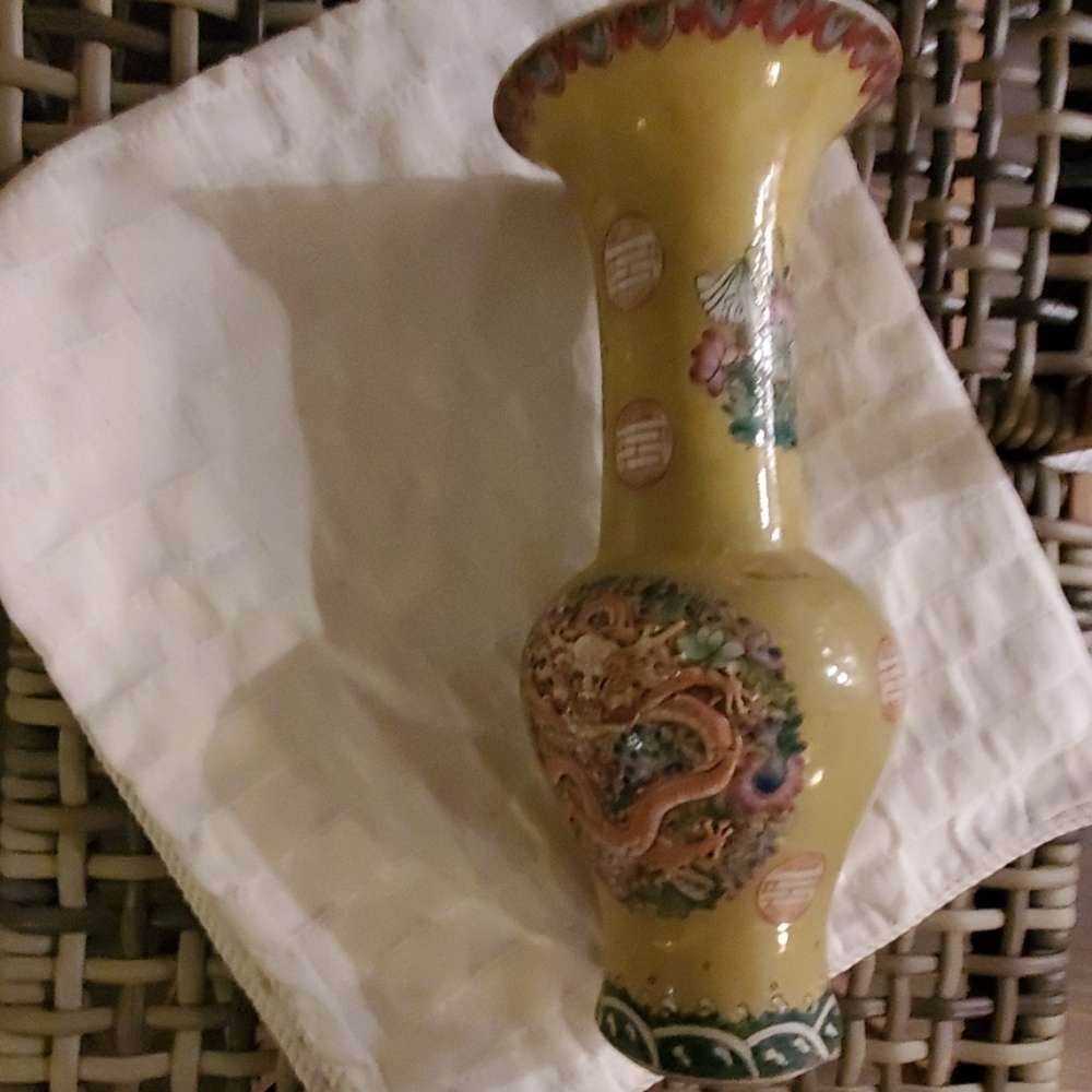 Chinese Vintage Vase 19inch Ceramic Yellow